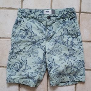Kids shorts with octopus print, size 8, old navy